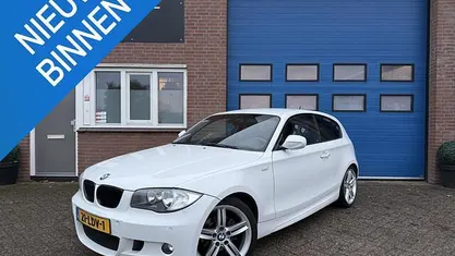 Wit Gebruikt 2010 BMW 118 M Sport Hatchback | € 6.450 (Eerlijke prijs)
