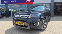 Zwart Gebruikt 2016 Suzuki Vitara SUV | € 18.950 (Eerlijke prijs)