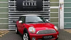 Rood Gebruikt 2007 Mini Cooper Hatchback | € 4.850 (Eerlijke prijs)