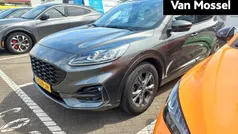 Grijs Gebruikt 2020 Ford Kuga ST-Line X SUV | € 22.845 (Eerlijke prijs)