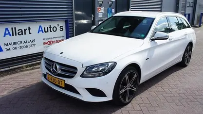 Occasion 2020 Mercedes C300 Avantgarde Stationwagen | € 20.950 (Goede deal)