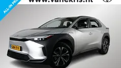 Grijs Gebruikt 2024 Toyota bZ4X Active SUV | € 36.999 (Goede deal)