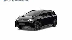 Zwart Nieuw 2025 VW ID.3 Edition Hatchback | € 30.975 (Goede deal)
