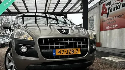 Grijs Occasion 2009 Peugeot 3008 Stationwagen | € 2.899 (Goede deal)