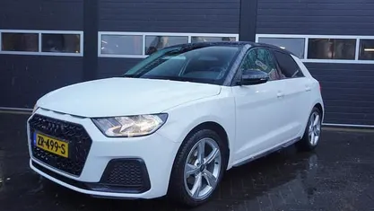 Wit Gebruikt 2019 Audi A1 Sportback Hatchback | € 18.300 (Super prijs)