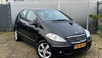 Zwart (metallic) Gebruikt 2007 Mercedes A170 Avantgarde MPV | € 1.999 (Goede deal)