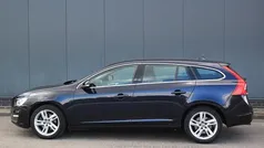 Blauw Gebruikt 2016 Volvo V60 Stationwagen | € 7.650 (Eerlijke prijs)