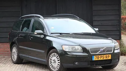 Groen Gebruikt 2004 Volvo V50 Kinetic Stationwagen | € 2.375 (Eerlijke prijs)