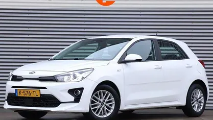 Occasion 2021 Kia Rio Hatchback | € 14.950 (Goede deal)