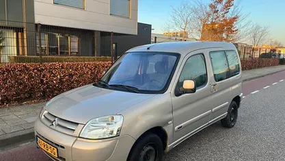 Gebruikt 2005 Citroën Berlingo Attraction MPV | € 1.250 (Goede deal)
