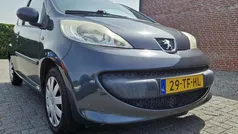 Grijs Gebruikt 2006 Peugeot 107 Hatchback | € 1.500 (Eerlijke prijs)