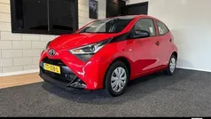 Rood Gebruikt 2018 Toyota Aygo Hatchback | € 8.995 (Goede deal)
