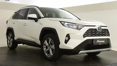 Wit Gebruikt 2019 Toyota RAV4 Edition SUV | € 25.899 (Eerlijke prijs)