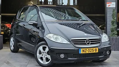 Occasion 2007 Mercedes E200 Avantgarde MPV | € 4.944 (Goede deal)