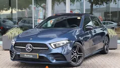 Blauw Gebruikt 2020 Mercedes A180 AMG line Hatchback | € 26.900 (Eerlijke prijs)