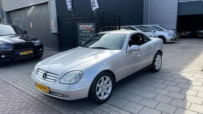 Grijs Gebruikt 1998 Mercedes SLK230 Cabriolet | € 3.999 (Eerlijke prijs)