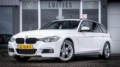 Wit Gebruikt 2019 BMW 320 M Sport Stationwagen | € 24.900 (Goede deal)