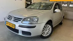 Grijs Gebruikt 2004 VW Golf IV Trendline Hatchback | € 1.395 (Goede deal)