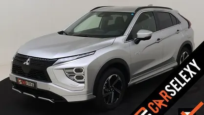 Gebruikt 2025 Mitsubishi Eclipse Cross Select SUV | € 32.495 (Eerlijke prijs)