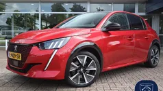 Rood Gebruikt 2021 Peugeot e-208 GT Hatchback | € 18.450 (Eerlijke prijs)