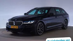 Zwart, metallic lak Gebruikt 2022 BMW 530e M Sport Stationwagen | € 33.909 (Super prijs)