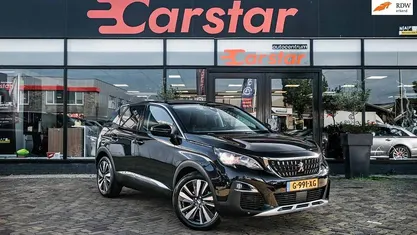 Zwart Occasion 2020 Peugeot 3008 Premium SUV | € 16.450 (Eerlijke prijs)