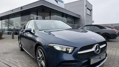 Occasion Mercedes A250 AMG 2020 Blauw (metallic) Hatchback