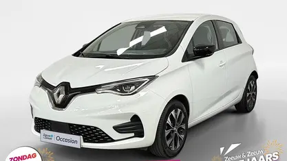 Blanc glacier 369 Gebruikt 2023 Renault Zoe Evolution Hatchback | € 19.435 (Eerlijke prijs)