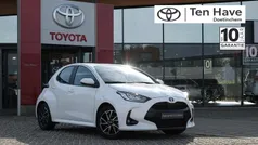 Wit Gebruikt 2023 Toyota Yaris Hatchback | € 22.900 (Eerlijke prijs)