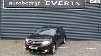 Occasion 2015 Dacia Sandero Hatchback | € 4.999 (Eerlijke prijs)