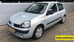Gebruikt 2002 Renault Clio II Expression Hatchback | € 2.450 (Goede deal)