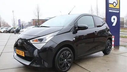 Occasion Toyota Aygo X-play 74 PK (54 kW) 2021 Hatchback