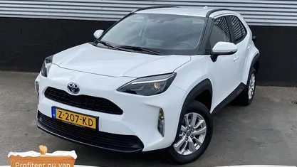 Wit Gebruikt 2024 Toyota Yaris Cross Active SUV | € 27.900 (Eerlijke prijs)