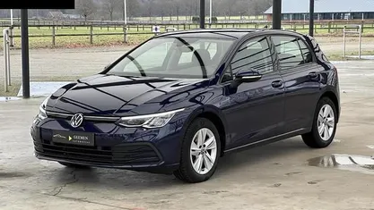 Occasion 2021 VW Golf VIII Hatchback | € 18.950 (Eerlijke prijs)