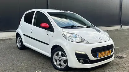 Gebruikt 2013 Peugeot 107 Sportium Hatchback | € 5.395 (Eerlijke prijs)