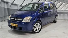 Blauw Gebruikt 2004 Opel Meriva MPV | € 1.250 (Goede deal)