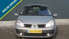 Beige Gebruikt 2004 Renault Scénic II Basis MPV | € 1.249 (Goede deal)