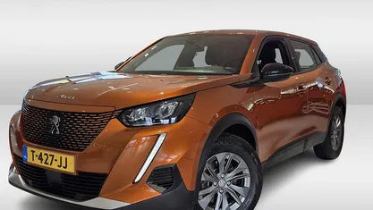 Oranje Gebruikt 2023 Peugeot e-2008 Active SUV | € 19.925 (Eerlijke prijs)