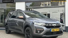 Gebruikt 2023 Dacia Jogger Extreme MPV | € 27.195 (Eerlijke prijs)