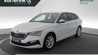 Occasion Skoda Scala Ambition 112 PK (82 kW) 2022 Wit Hatchback