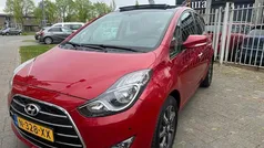 Rood Gebruikt 2017 Hyundai ix20 Premium MPV | € 14.500 (Goede deal)