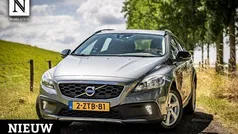 Grijs Gebruikt 2015 Volvo V40 CC Summum Stationwagen | € 10.990 (Eerlijke prijs)