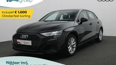 Zwart Gebruikt 2022 Audi A3 Sportback Proline Hatchback | € 20.400 (Eerlijke prijs)
