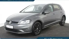 Grijs, metallic lak Gebruikt 2019 VW Golf VII Trendline Hatchback | € 13.500 (Eerlijke prijs)