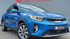 Blauw Gebruikt 2022 Kia Stonic SUV | € 21.950 (Eerlijke prijs)