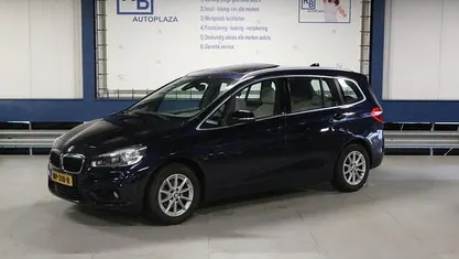 Blauw Occasion 2017 BMW 216 Executive Stationwagen | € 12.450 (Eerlijke prijs)