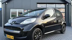 Zwart Gebruikt 2011 Peugeot 107 Hatchback | € 3.750 (Eerlijke prijs)