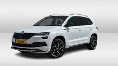 Wit, metallic lak Gebruikt 2020 Skoda Karoq Business Line SUV | € 27.950 (Eerlijke prijs)