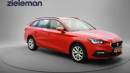 Occasion Seat Leon Reference 90 PK (66 kW) 2021 Rood Stationwagen