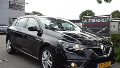 Zwart Gebruikt 2016 Renault Mégane GrandTour Zen Stationwagen | € 7.950 (Eerlijke prijs)